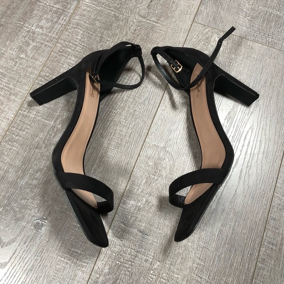 Qupid Women’s Heels Size 10 Color Black - Picture 4 of 8